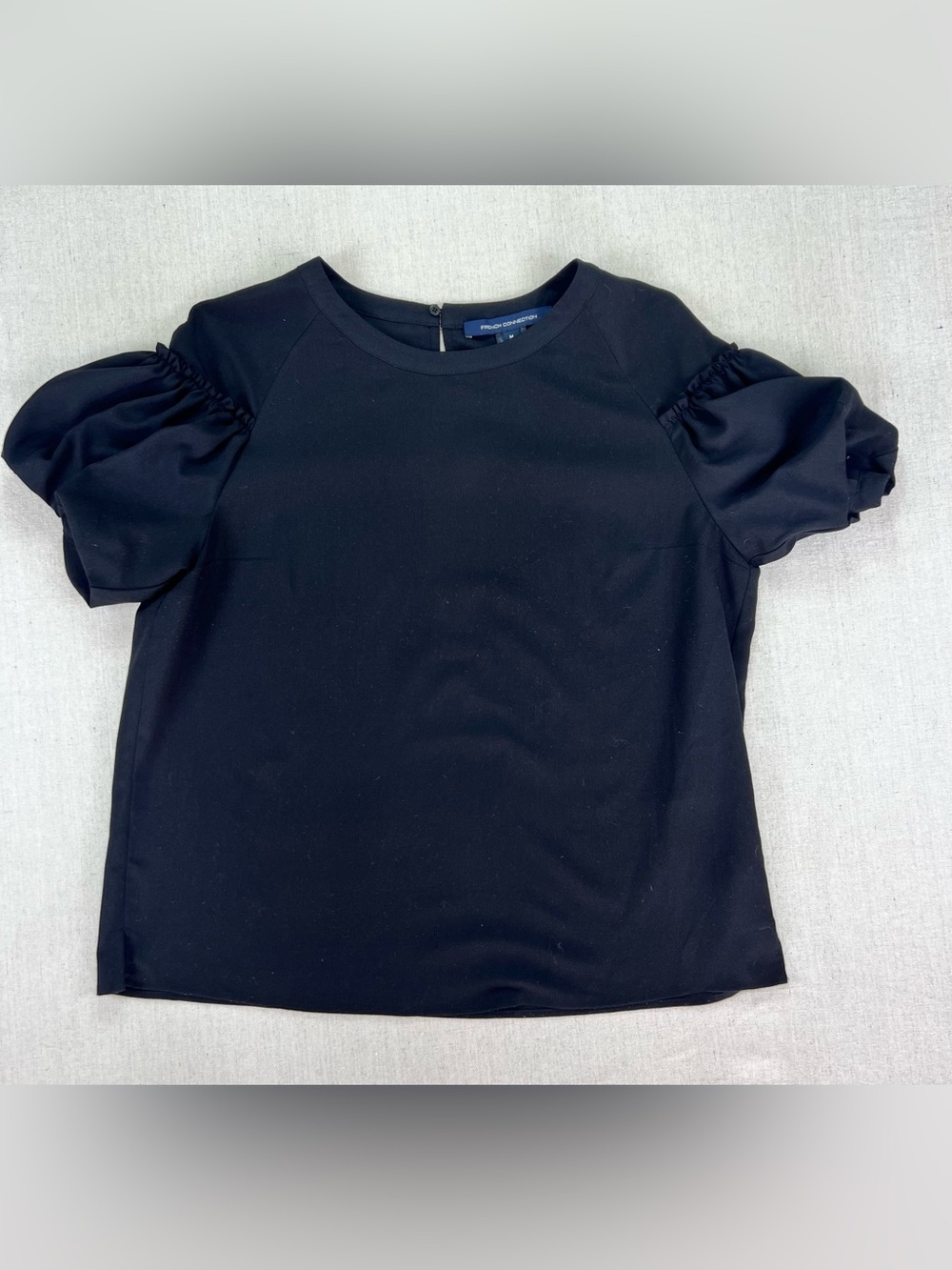 French Connection Woman’s Black Puff- Sleeve Blouse Sleek Classy Business Top M